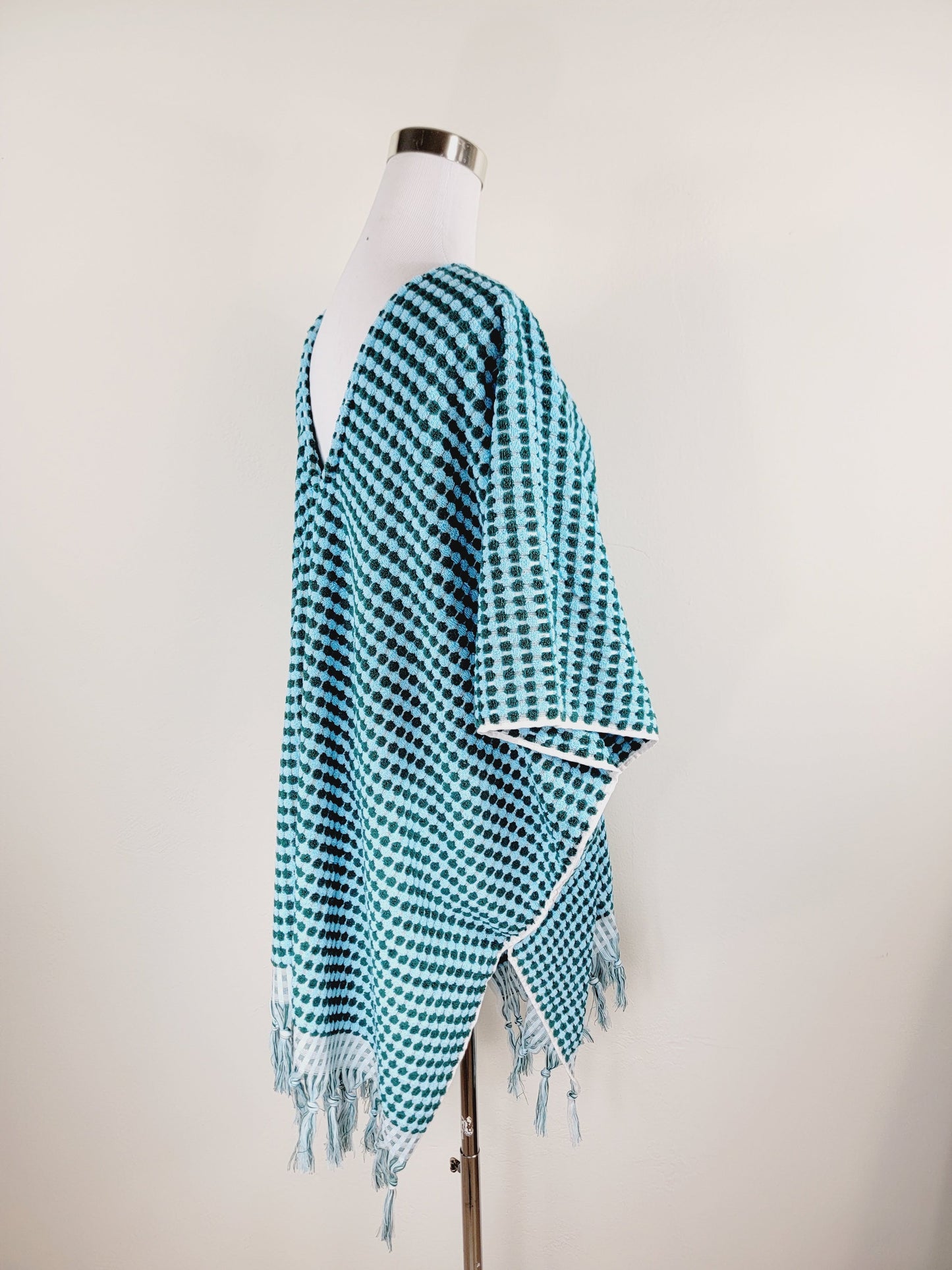 One Size Everyday Cover Up Towel – Beach Perfect , Pom Pom Blue