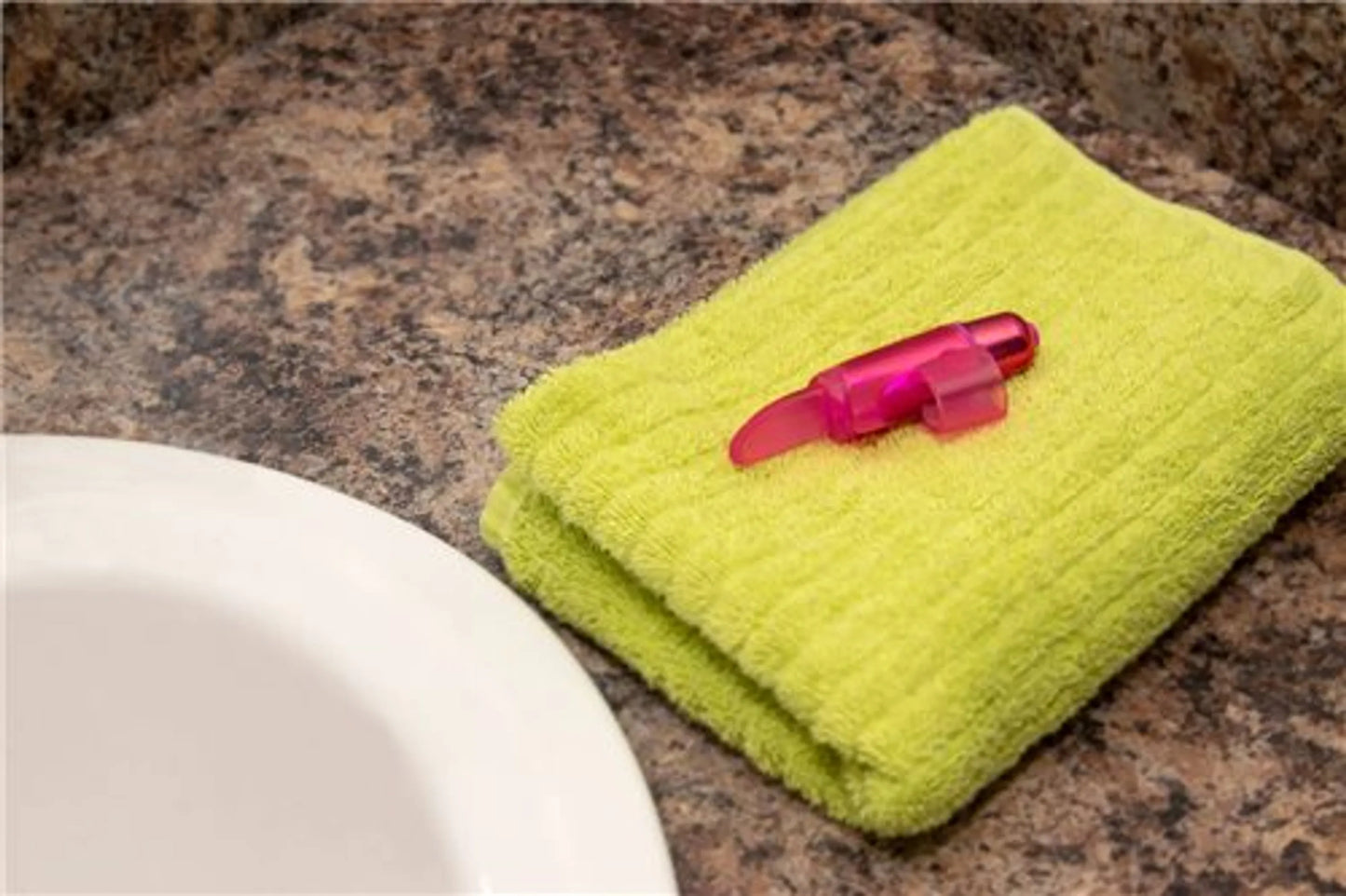 TINGLING TONGUE PINK