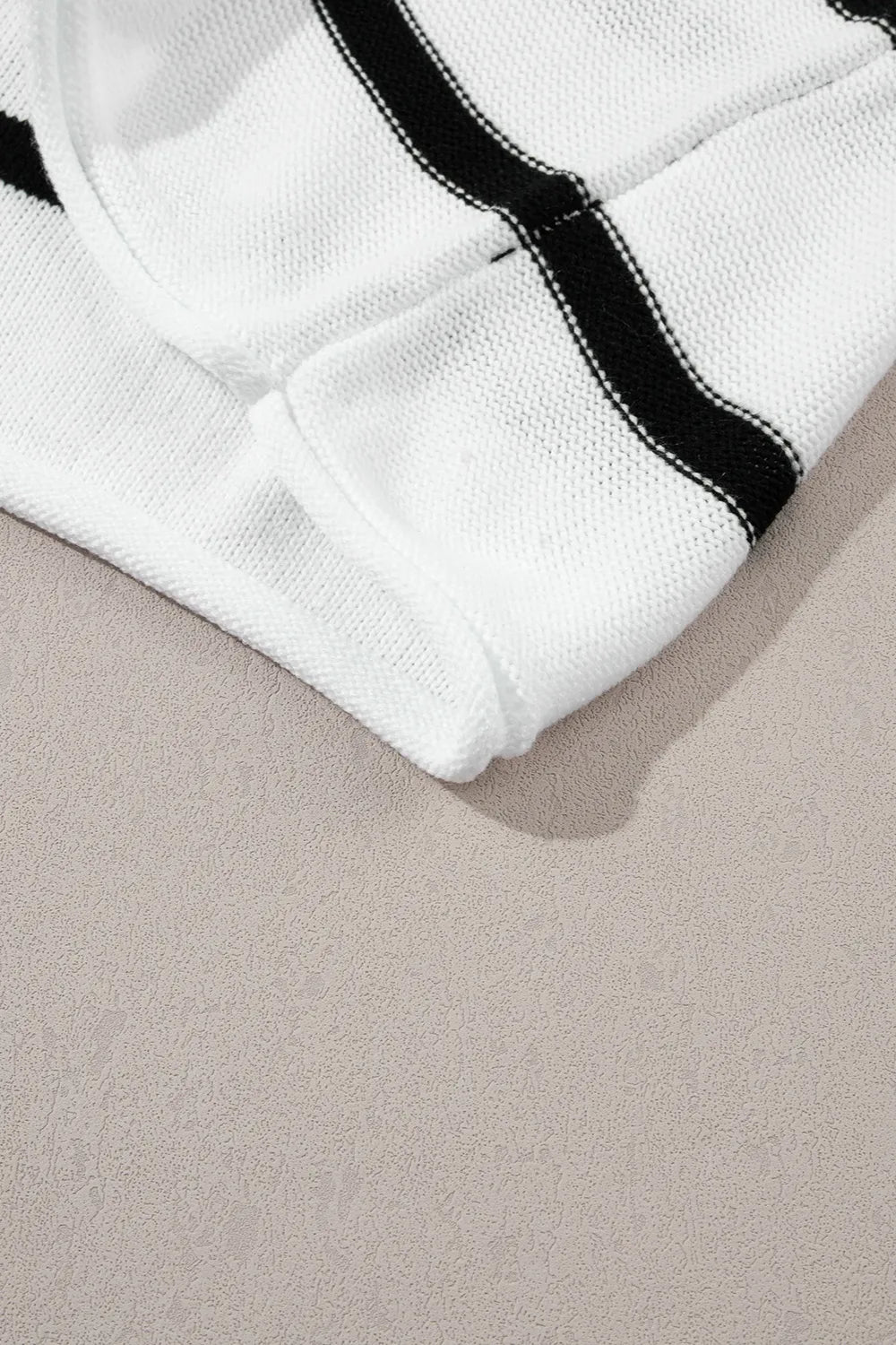 7d9c5e24-e154-4103-8991-2a4b7e5f090a-Max