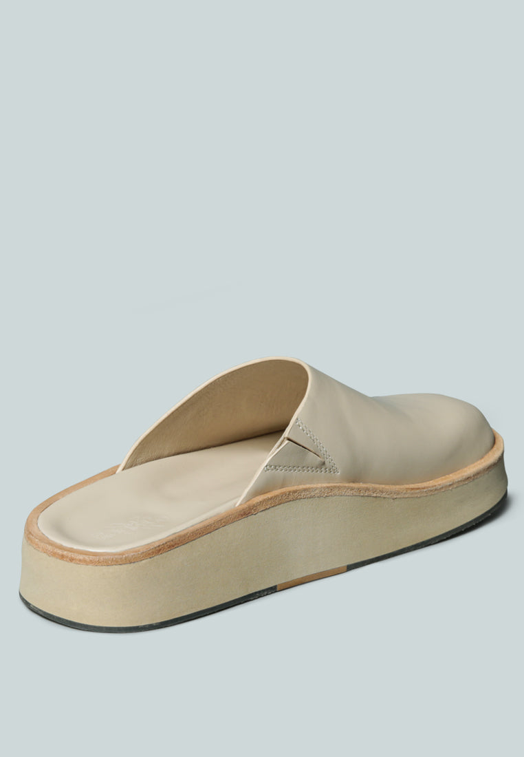 Givens Flatform Slip-On