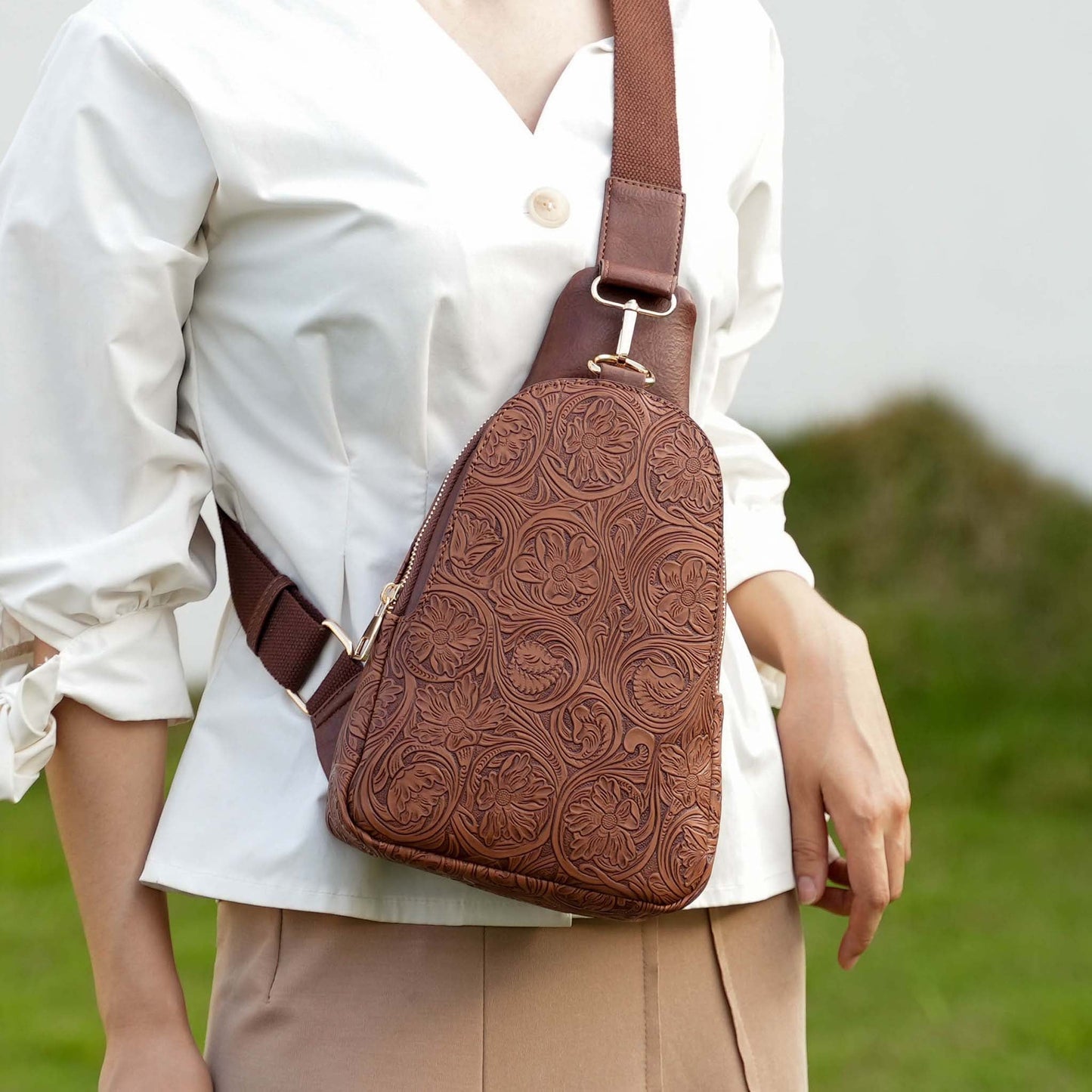 MKF Collection by Mia K. - Millie Sling bag