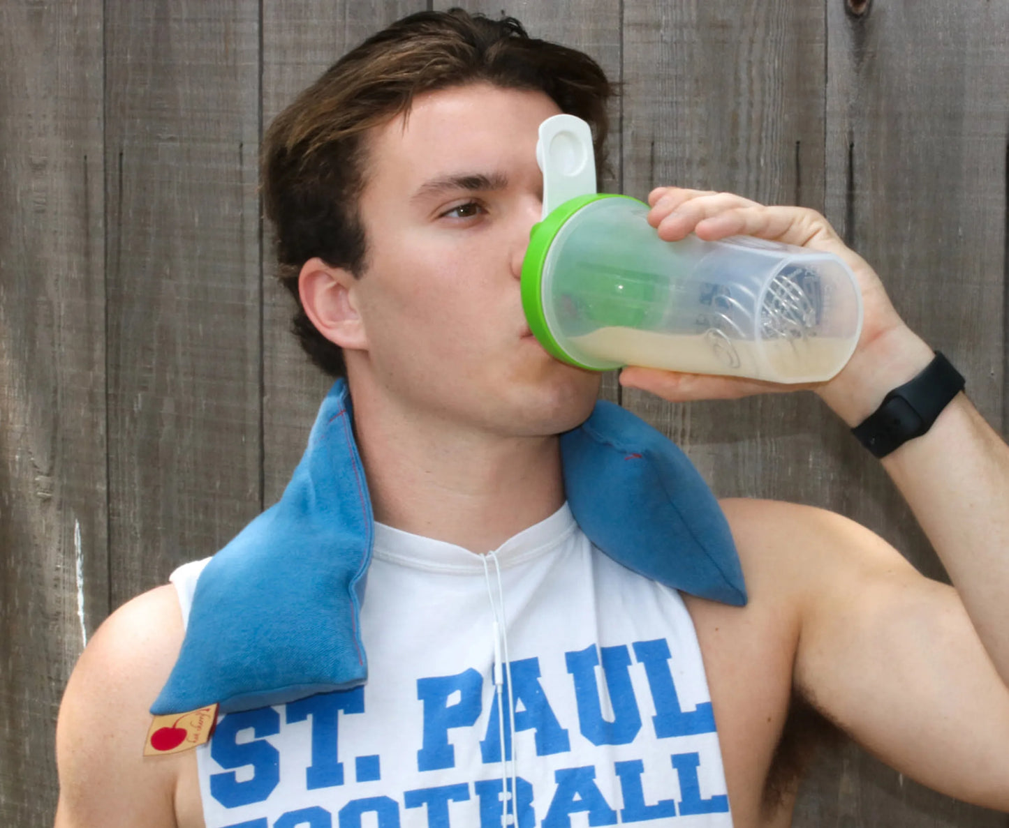 Cherry Ice Blue Denim Neck Wrap in Zip-close Freezer Bag