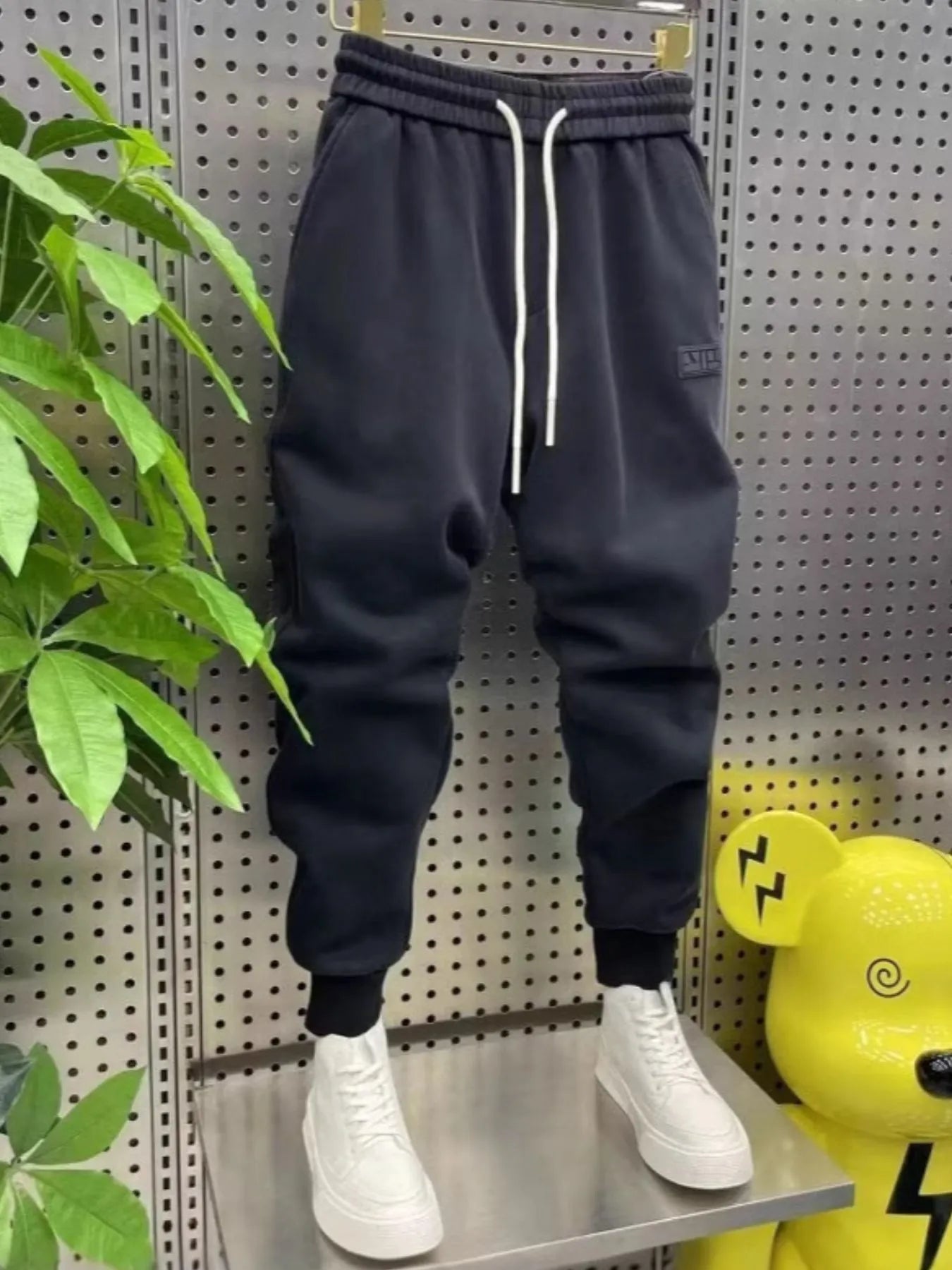 1f3a19fd-2ada-4cea-9916-3eb8108d3f5c-Max-Origin