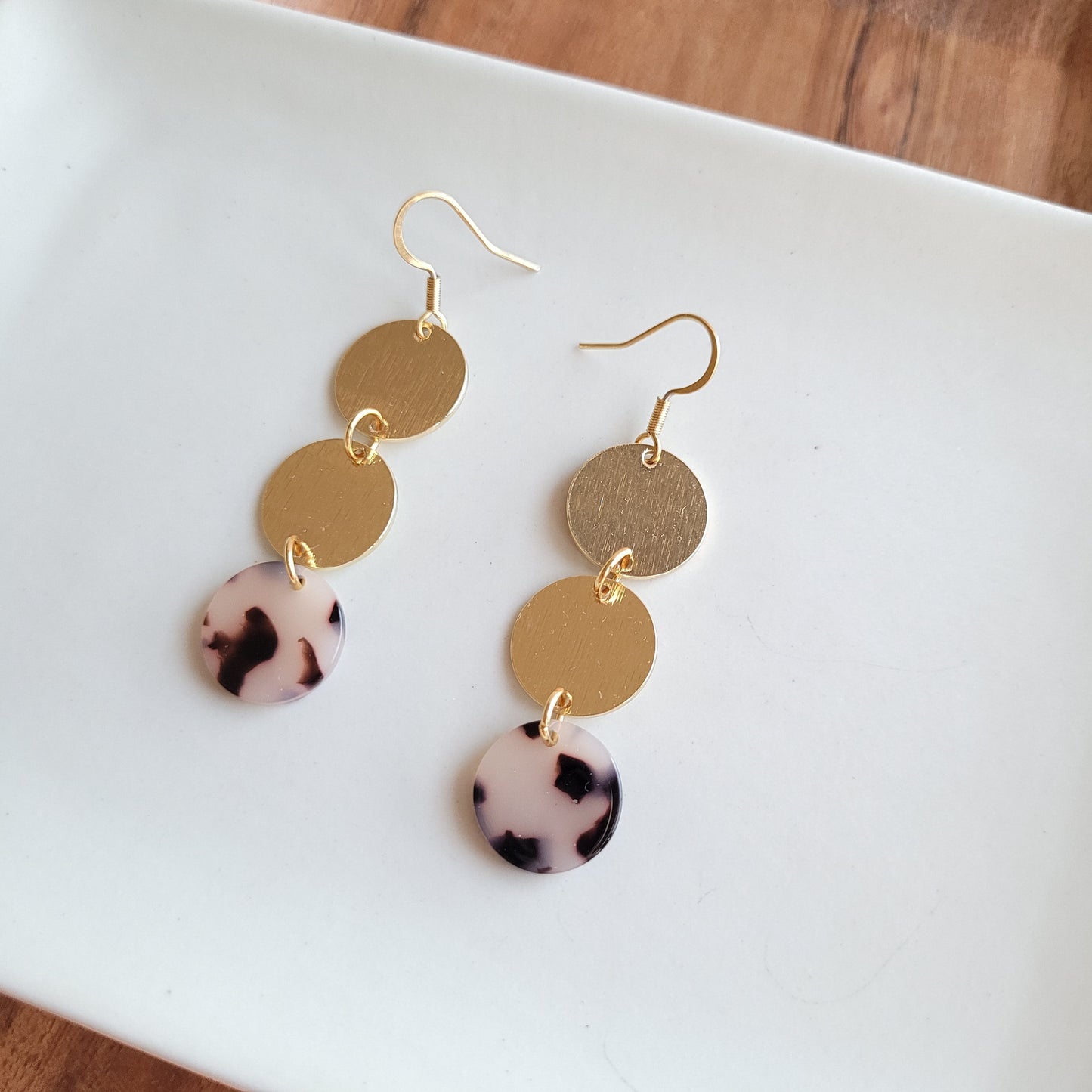 Evelyn Earrings - Blonde Tortoise