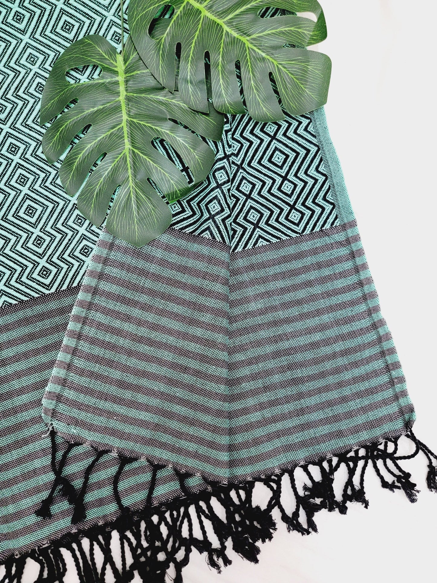 Beach/Bath Sand Free Towels-Easy Carry Quick Dry Thin Towel - Black/Green
