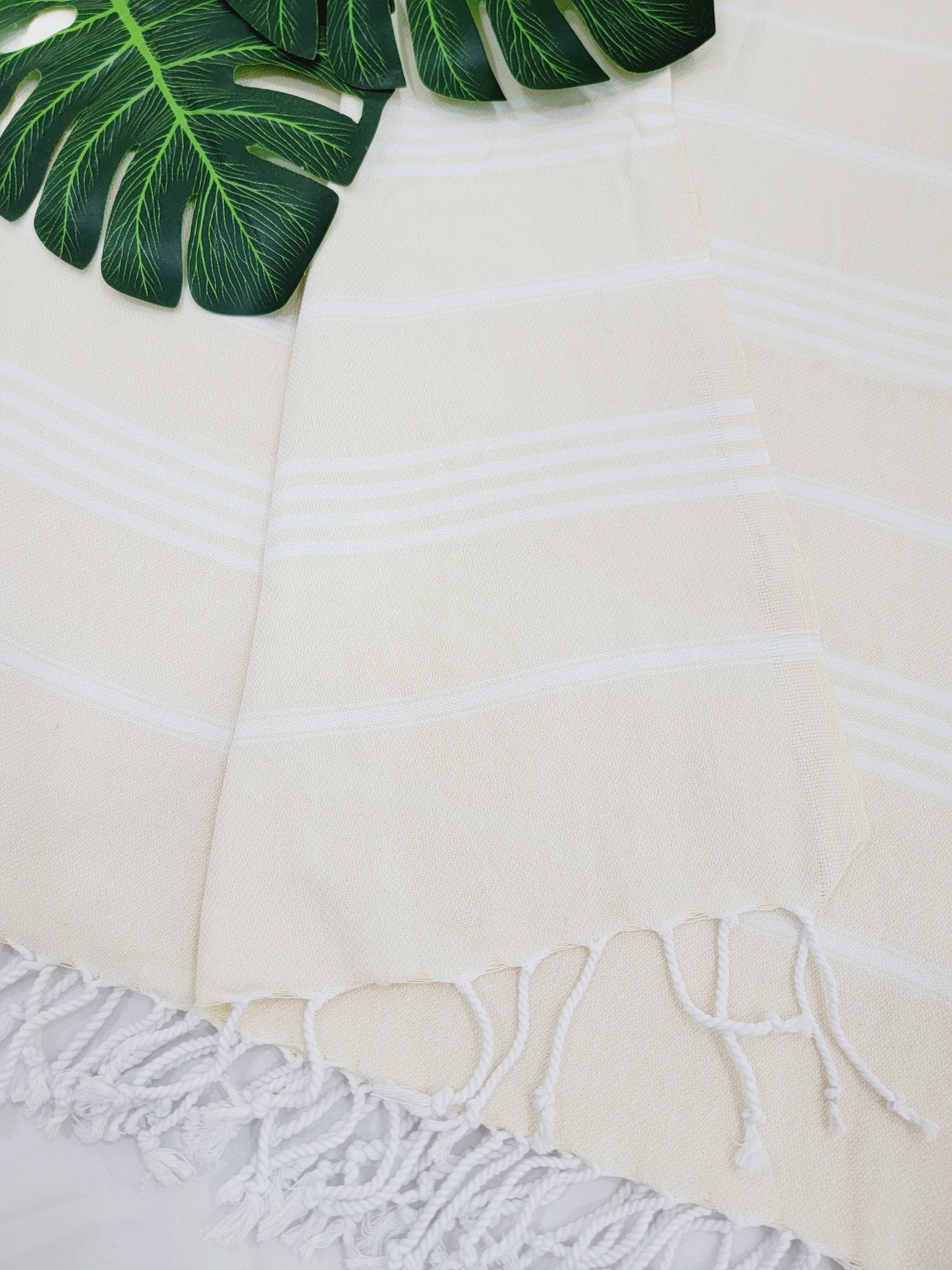 Easy carry Quick Dry Towel 70x40 - Yellow