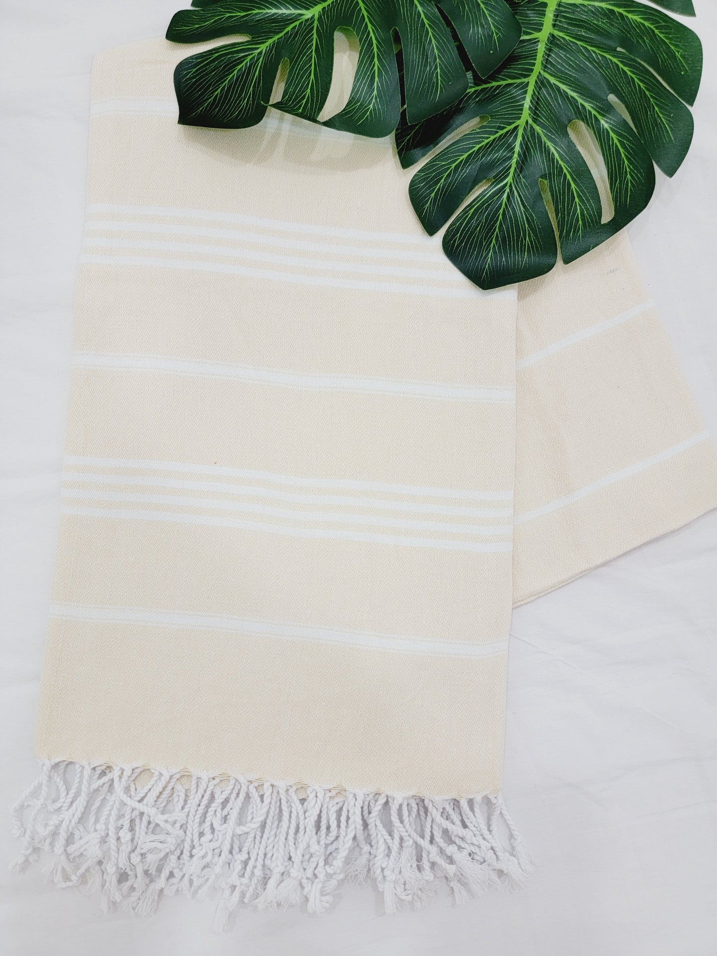 Easy carry Quick Dry Towel 70x40 - Yellow
