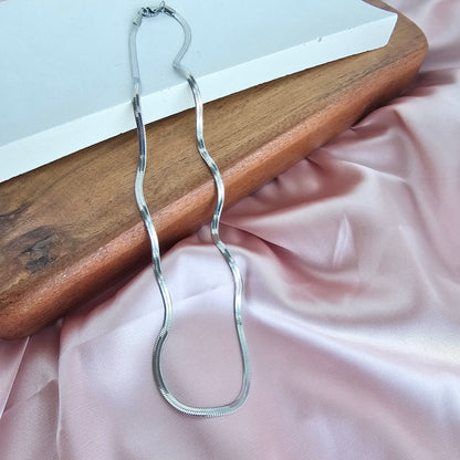 Luxe Silver Delicate Herringbone Chain - 18"