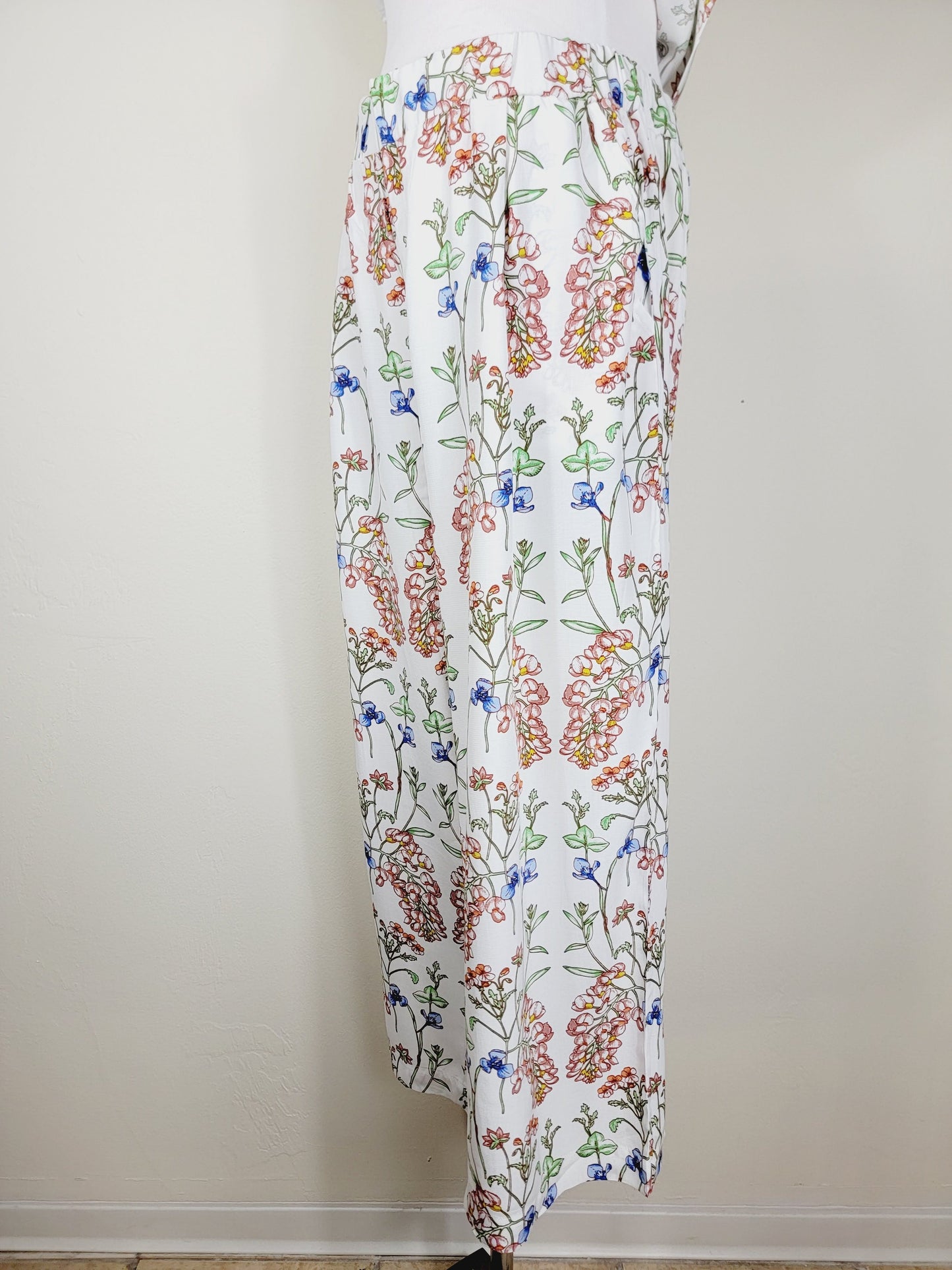 A LINE CUT TANK TOP