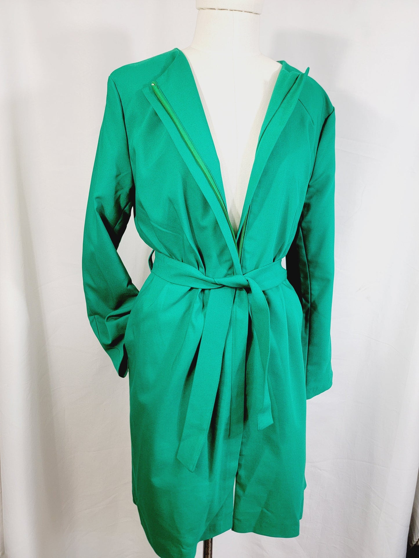 LONG BELTED JACKET WITH POCKETS