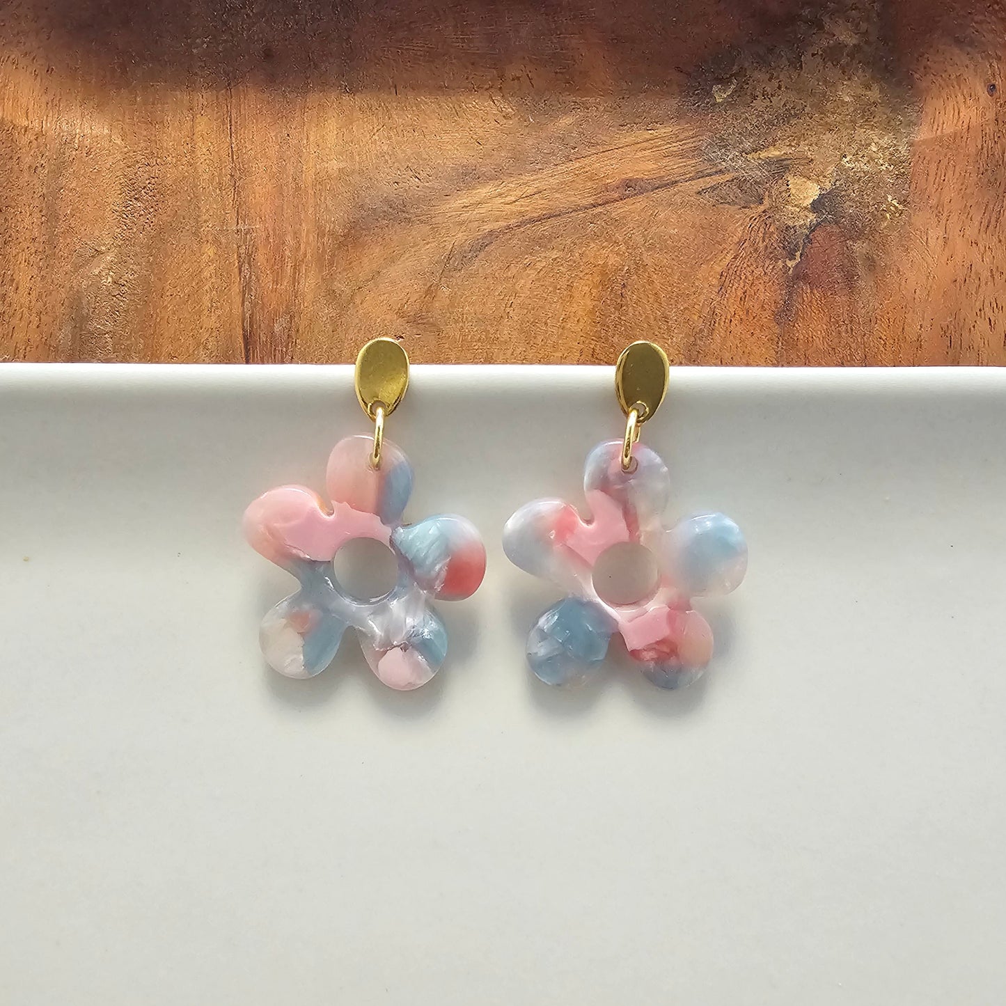 Daisy Earrings - Secret Garden