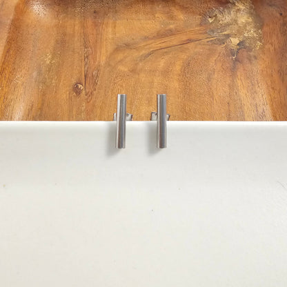 Luxe Bar Studs - Silver