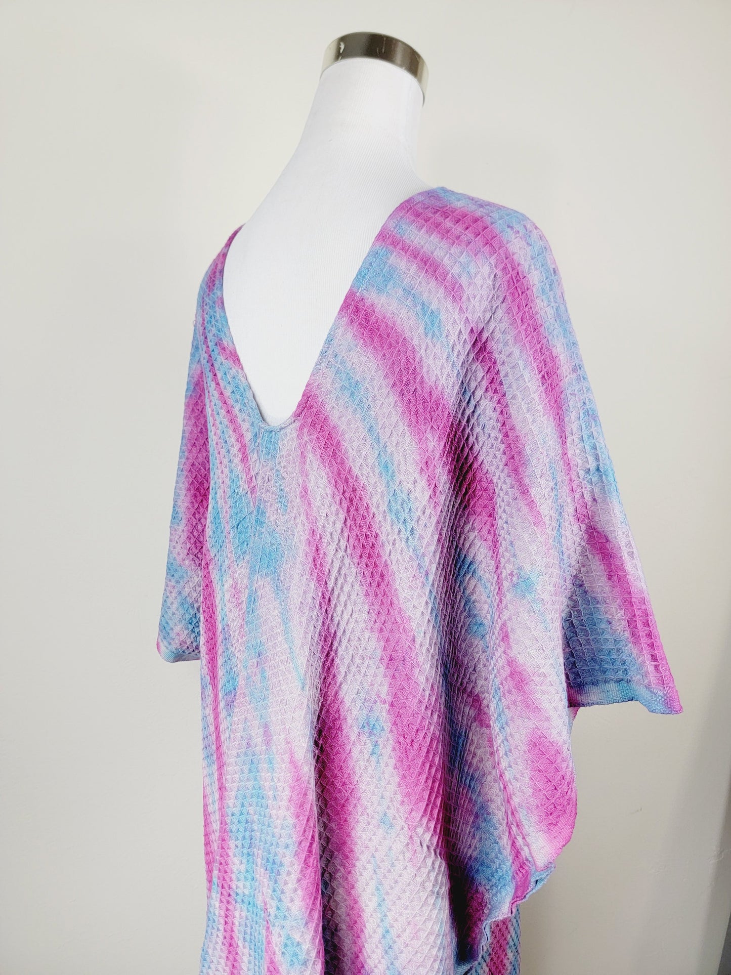 One Size Everyday Cover Up Towel – Beach Perfect, Blue/Pink