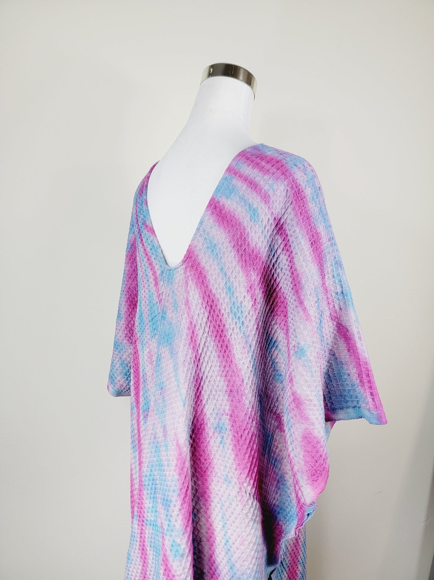 One Size Everyday Cover Up Towel – Beach Perfect, Blue/Pink