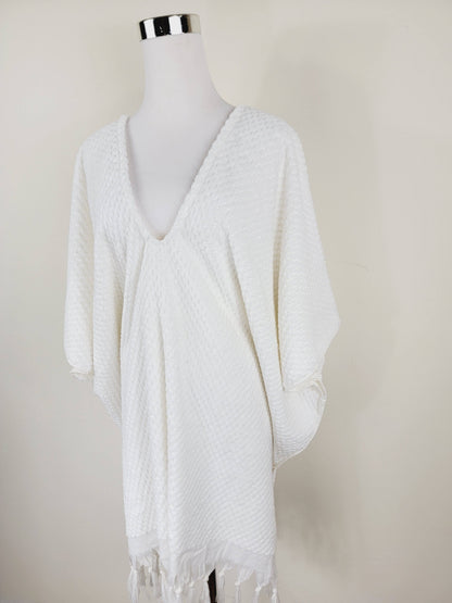One Size Everyday Cover Up Towel – Beach Perfect , Pom Pom White
