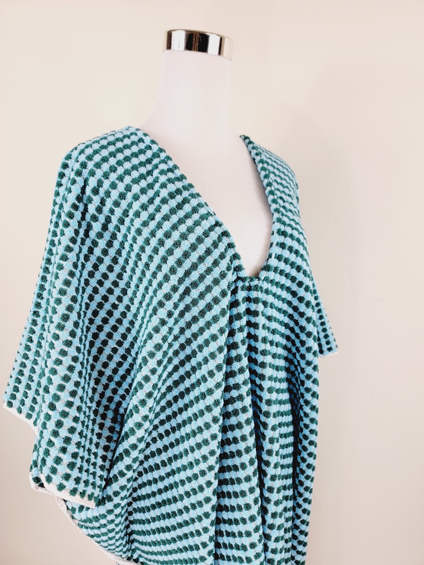 One Size Everyday Cover Up Towel – Beach Perfect , Pom Pom Blue