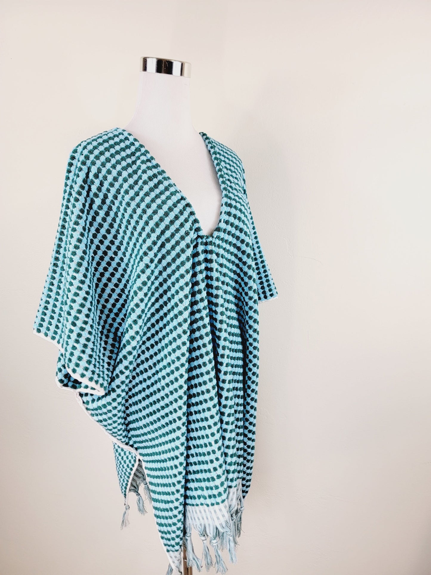One Size Everyday Cover Up Towel – Beach Perfect , Pom Pom Blue