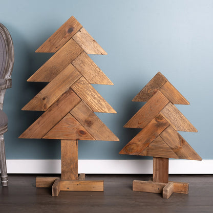 Rustic Wood Pine Tree