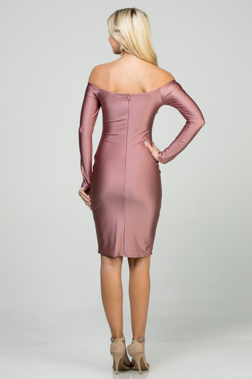 Off-the-shoulder v neck long sleeve Shiny Tricot bodycon dress.