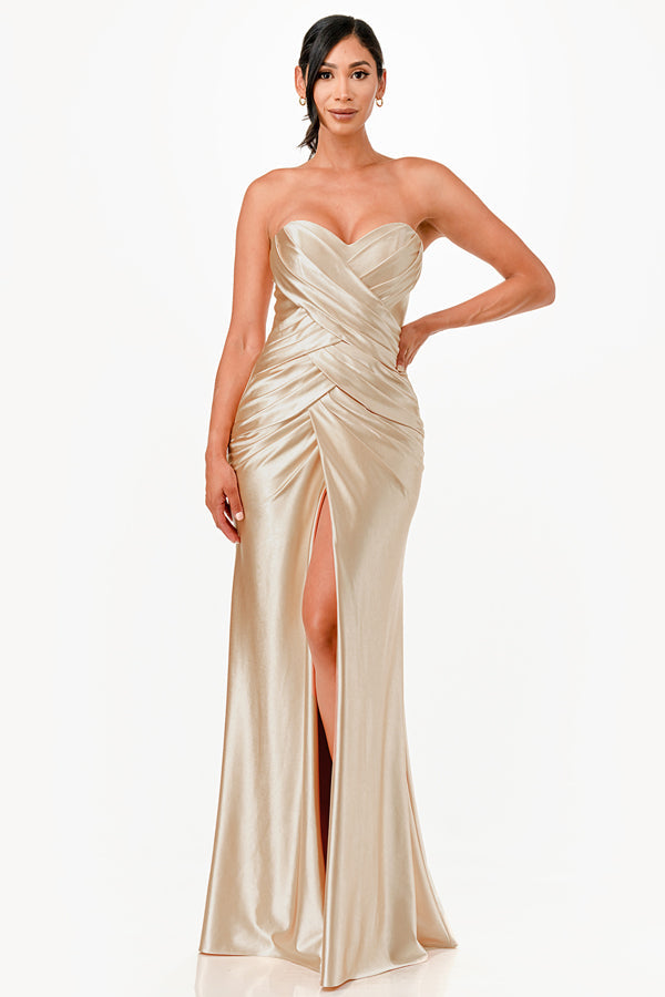 Tucked and ruched Sweetheart long satin dress with fitted slit skirt