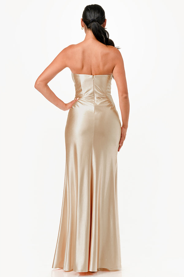 Tucked and ruched Sweetheart long satin dress with fitted slit skirt