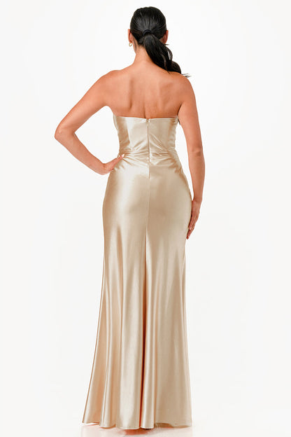 Tucked and ruched Sweetheart long satin dress with fitted slit skirt