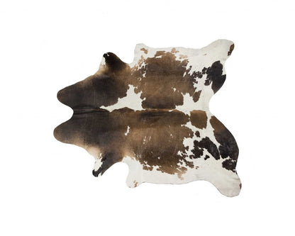 6' X 7' Tan And White Cowhide Cowhide Print Area Rug