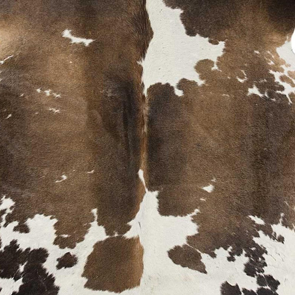 6' X 7' Tan And White Cowhide Cowhide Print Area Rug