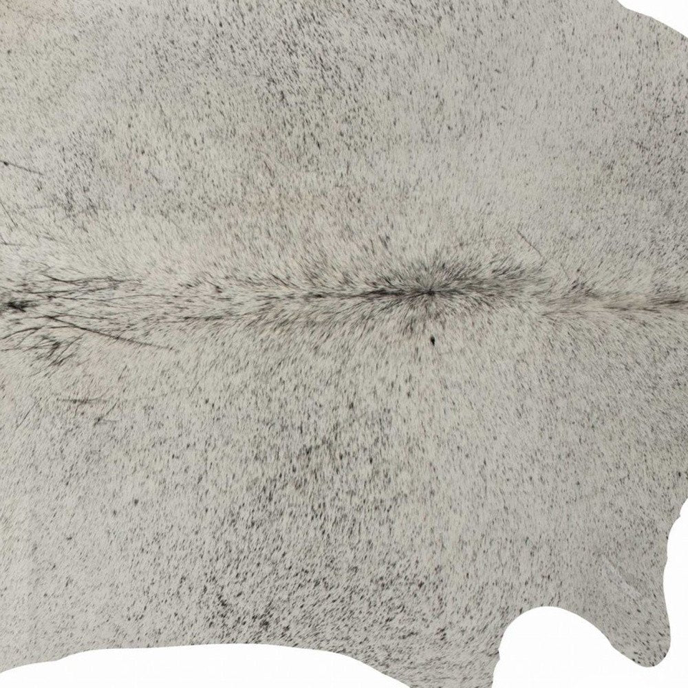 6' X 7' Gray Cowhide Hand Tufted Area Rug