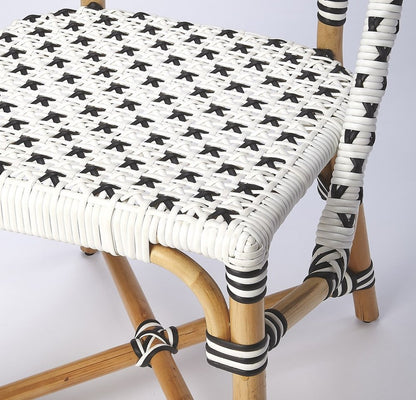 21" Black And White Woven Faux Rattan Outdoor Dining Chair