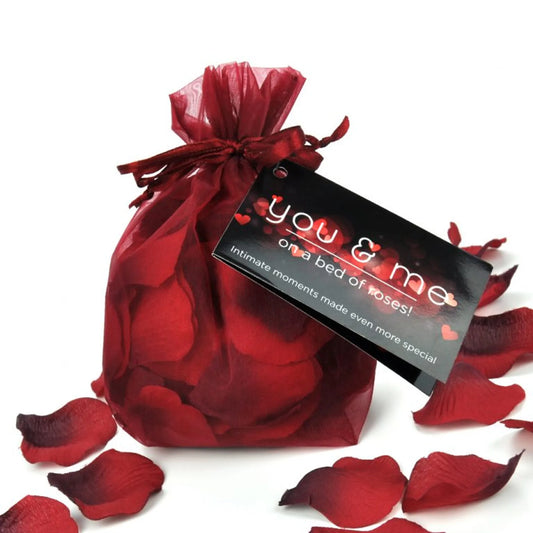 YOU & ME BED OF ROSES