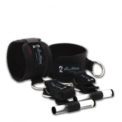 CLOSET CUFFS SET