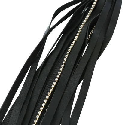 SEX & MISCHIEF CRYSTAL WHIP