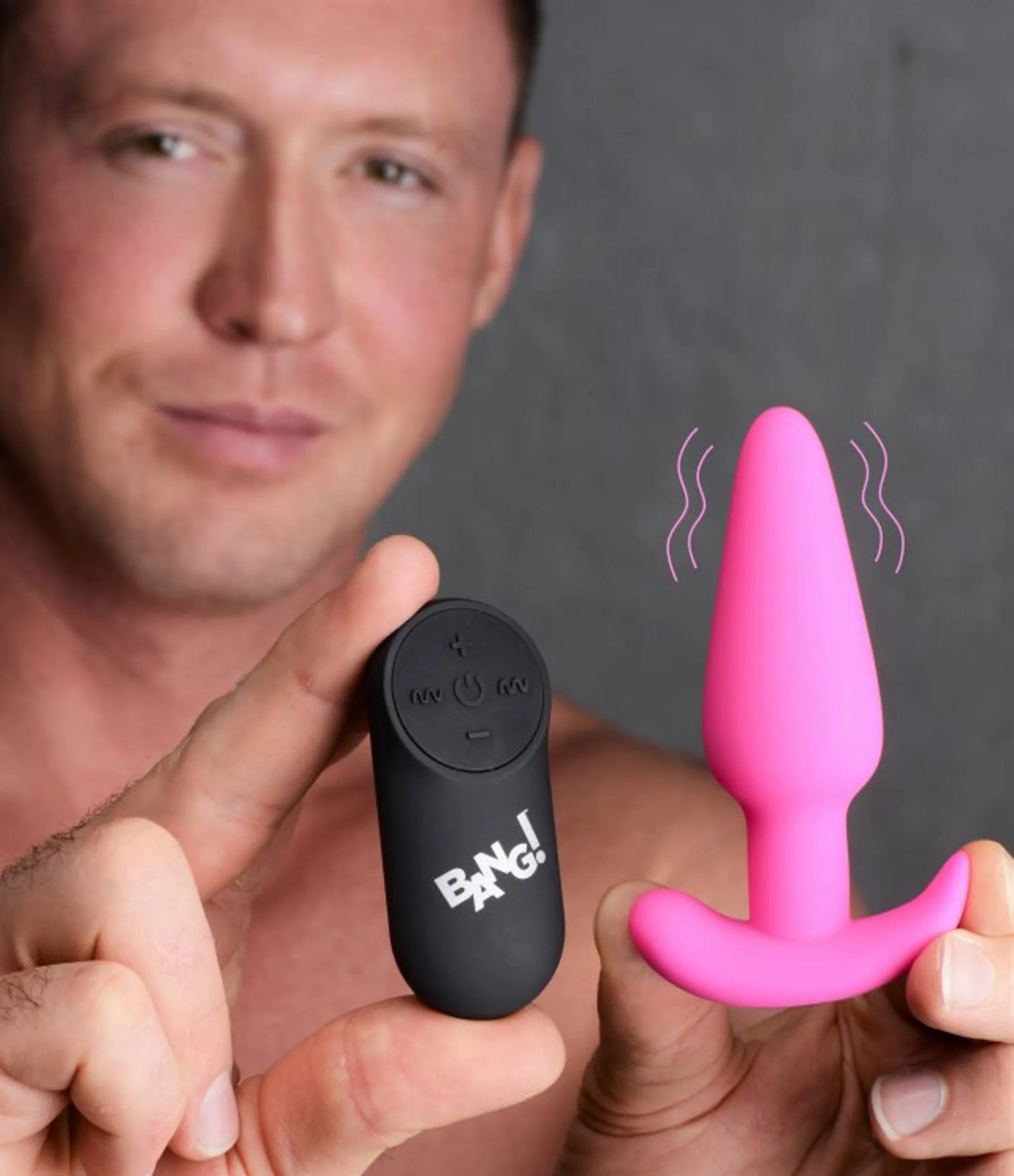 BANG! 21X VIBRATING SILICONE BUTT PLUG W/ REMOTE PINK