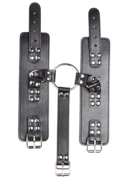STRICT NECK TO WRIST RESTRAINT