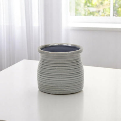 Gray Ceramic 51 Ounce Striped Round Distressed Pot Planter