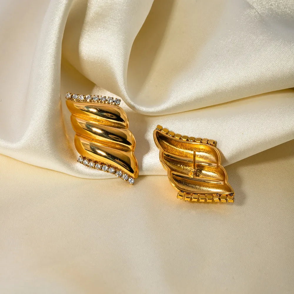 4cc0d65d-a330-4fe9-93a7-a1127c0b73d7-Max