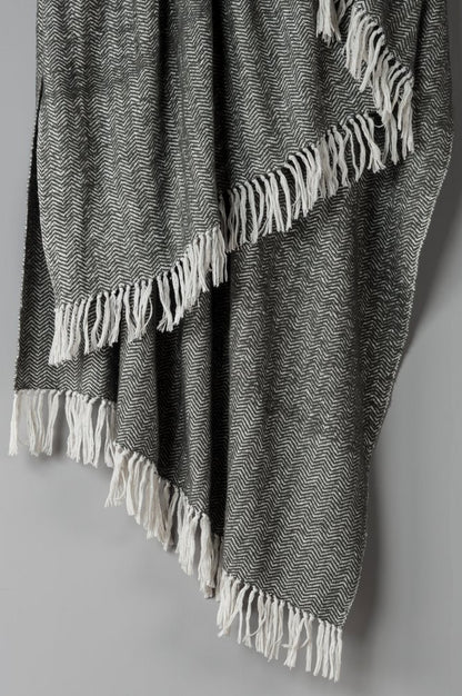50" X 60" Black And White Chevron Cotton Throw Blanket