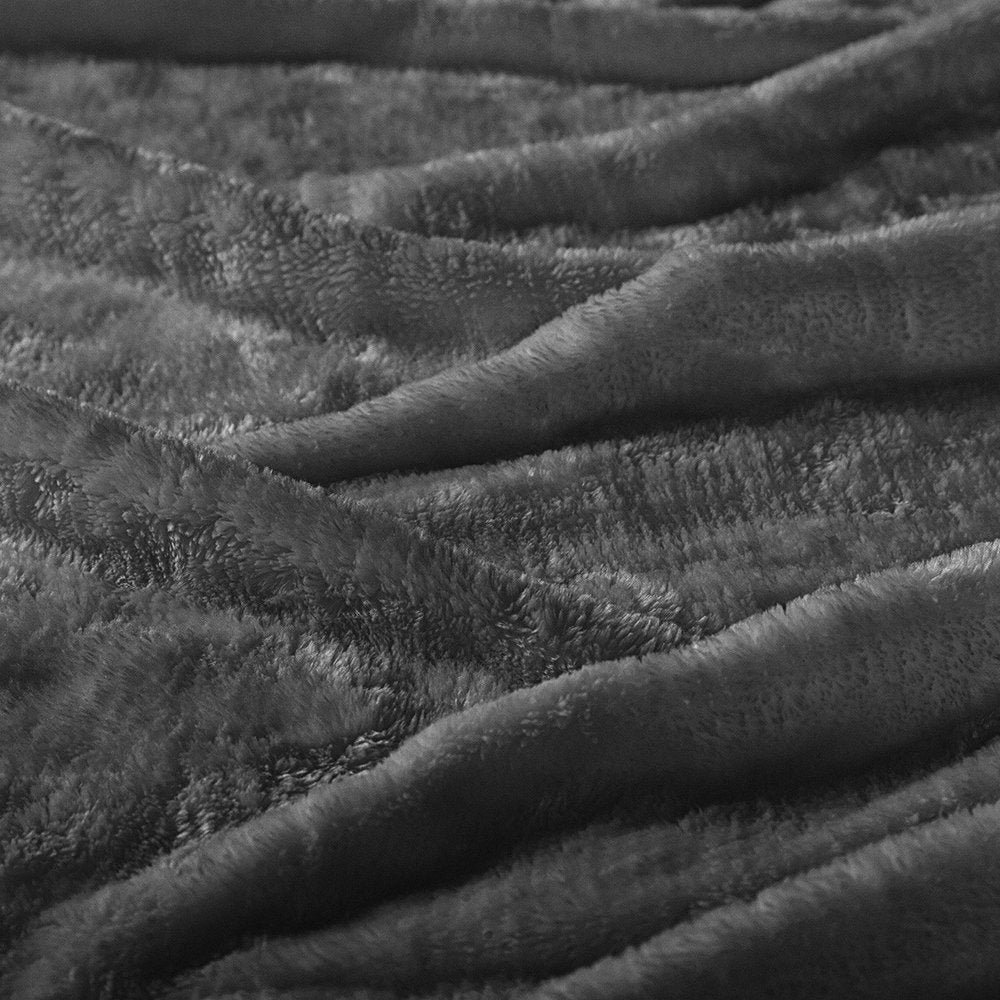 King Charcoal Fleece Knitted Plush Blanket