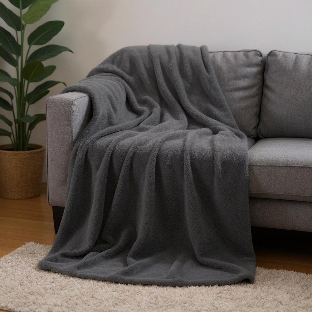 King Charcoal Fleece Knitted Plush Blanket