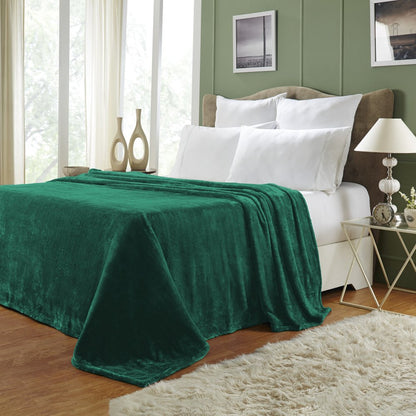 Queen Jungle Green Fleece Knitted Plush Blanket