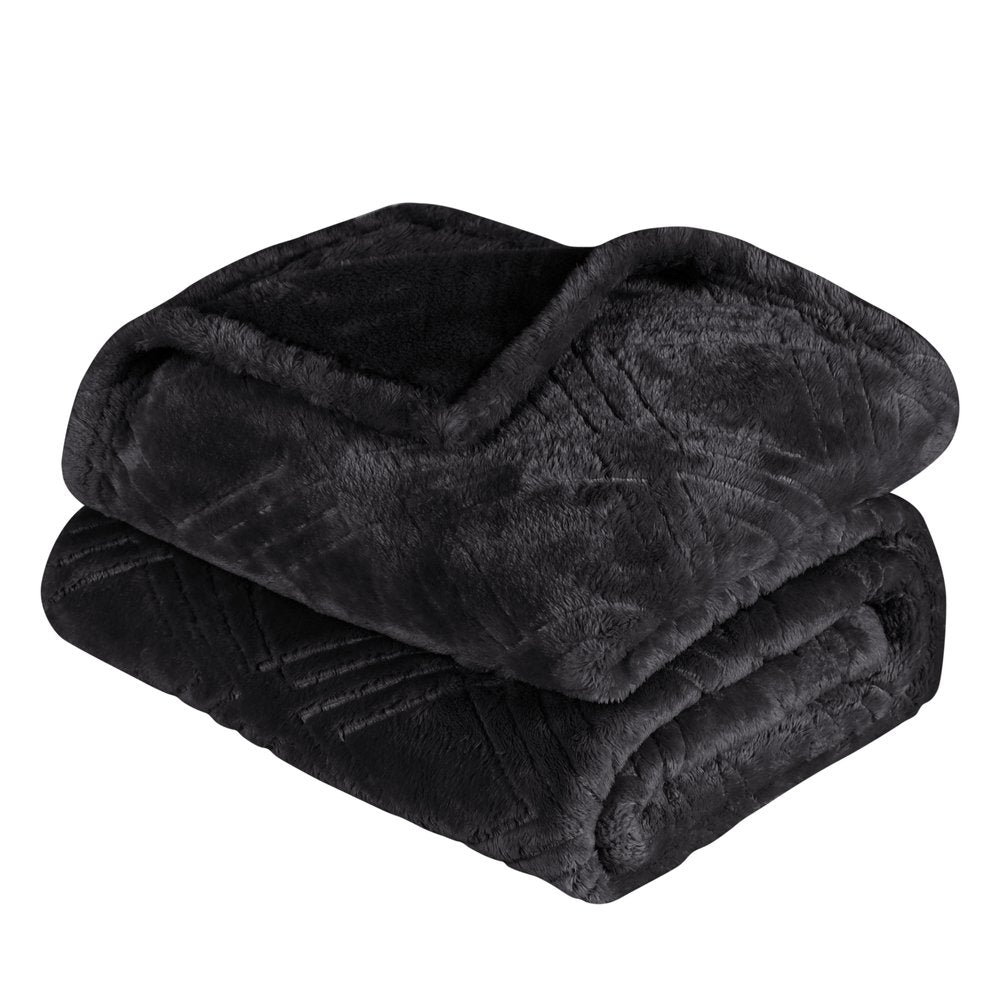 King Black Geometric Flannel Woven Plush Blanket