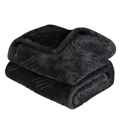 King Black Geometric Flannel Woven Plush Blanket