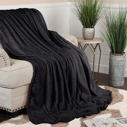 King Black Geometric Flannel Woven Plush Blanket