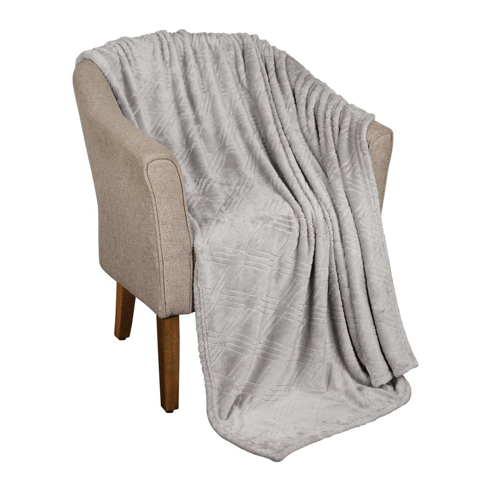 King Platinum Geometric Flannel Woven Plush Blanket