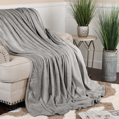 King Platinum Geometric Flannel Woven Plush Blanket