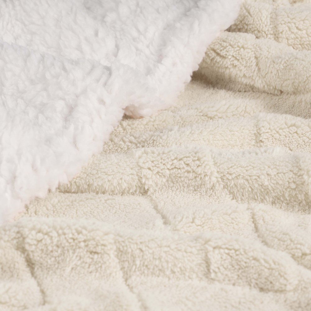 King Ivory Geometric Fleece Woven Plush Blanket