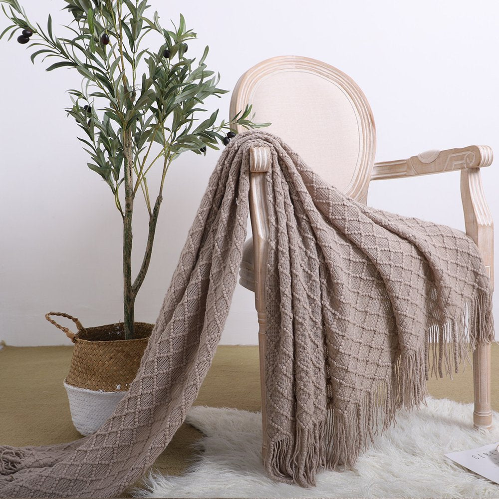 50" X 67" Green Flannel Knitted Geometric Throw Blanket
