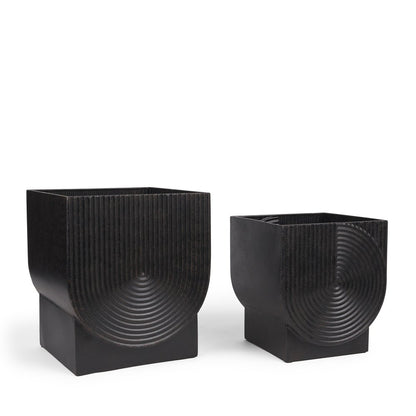 Set of Two Black Metal 20 Ounce Pot Planters