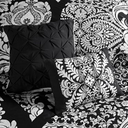 Set of Seven Black And White Damask King Ring Stitch Polyester Sham And Comforter